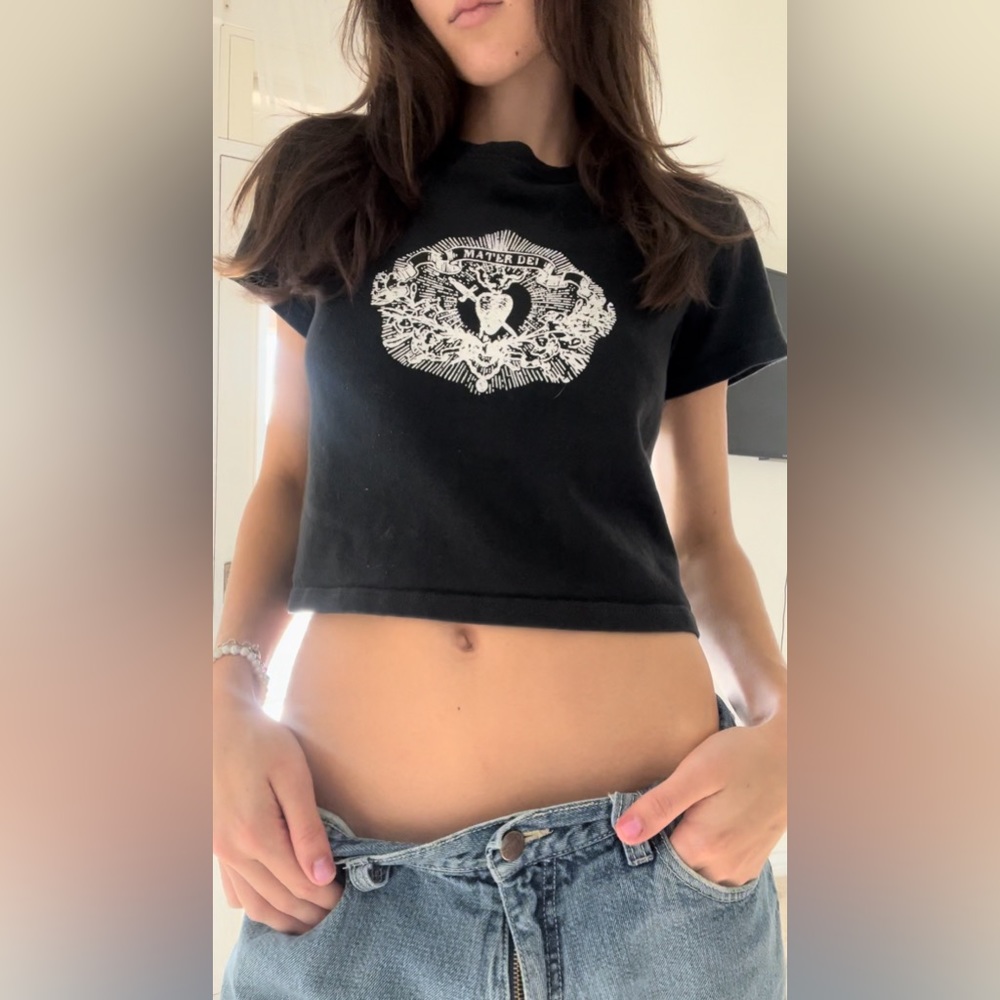 Beautiful Graphic Brandy Melville Top!!